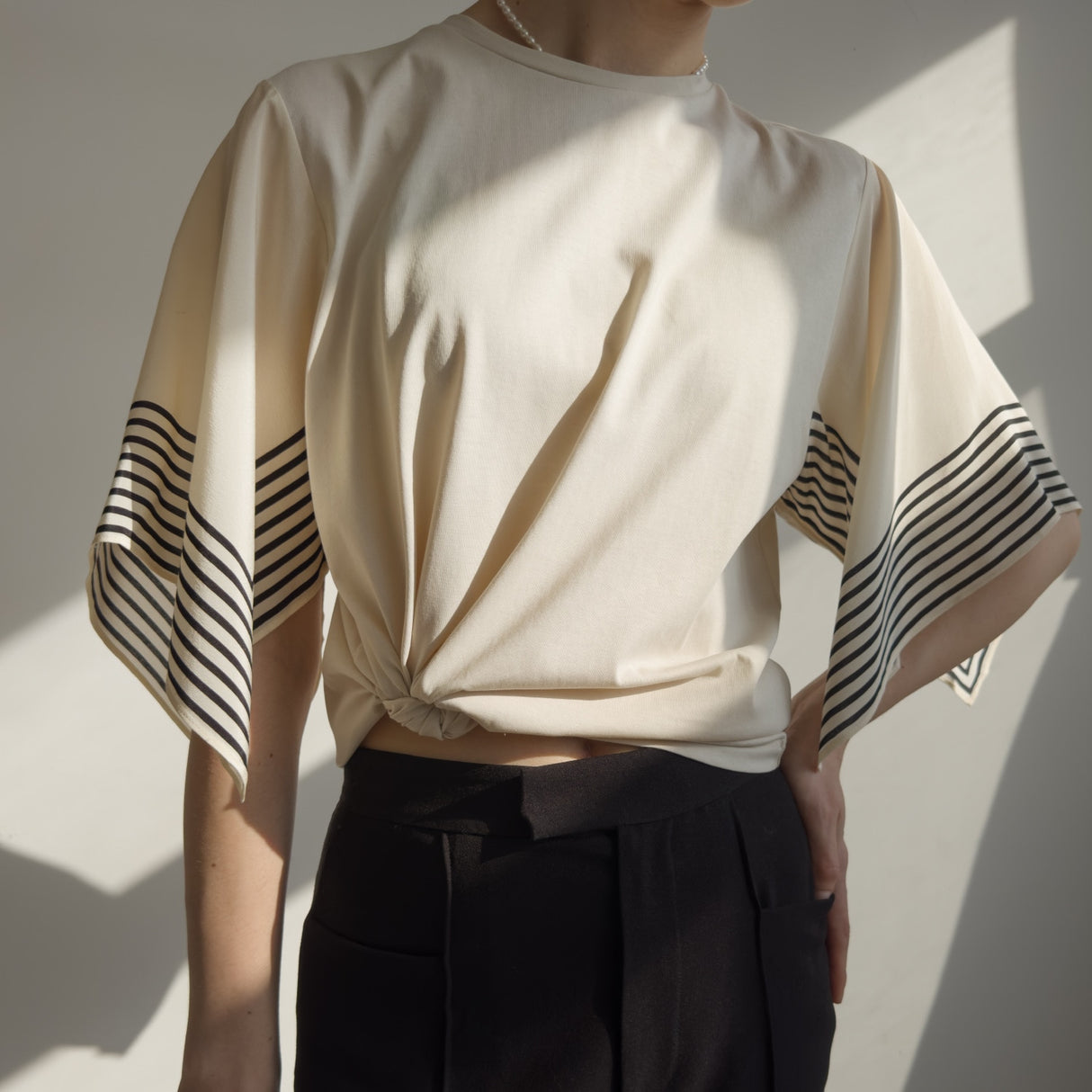 Best Online Shop in Australia - Vintage Elegant Silk Tee - Emete store