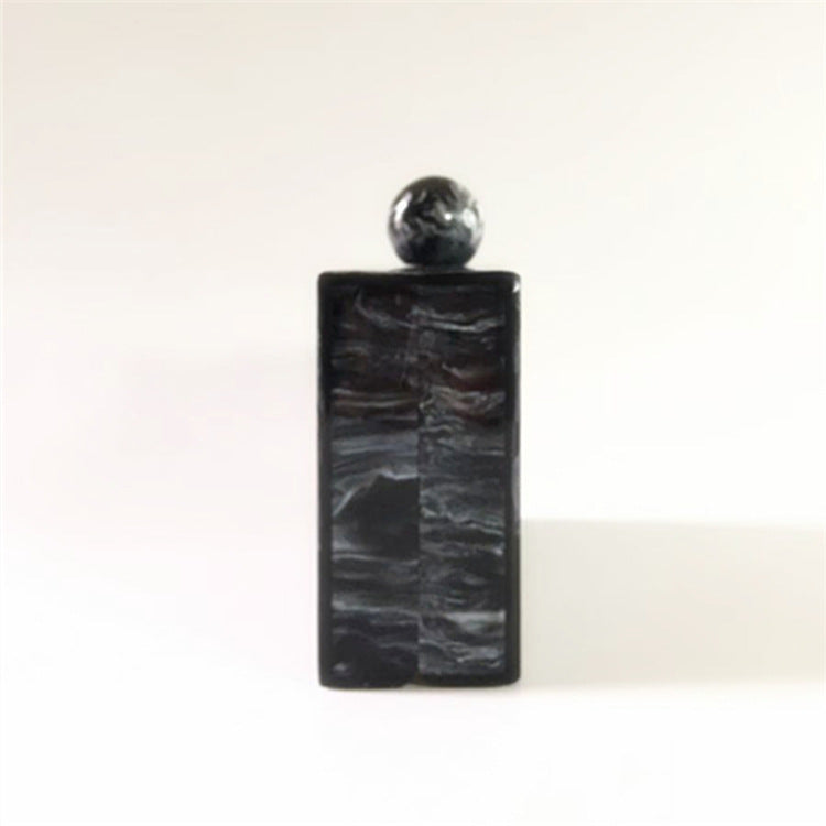MarbleAura Noir: Versatile Black Acrylic Dinner Bag