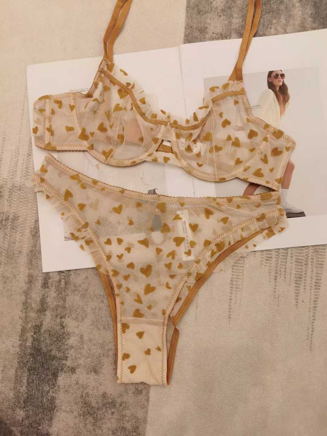 Best Online Shop in Australia - Ultra-thin Lace Heart Bra Set - Emete store