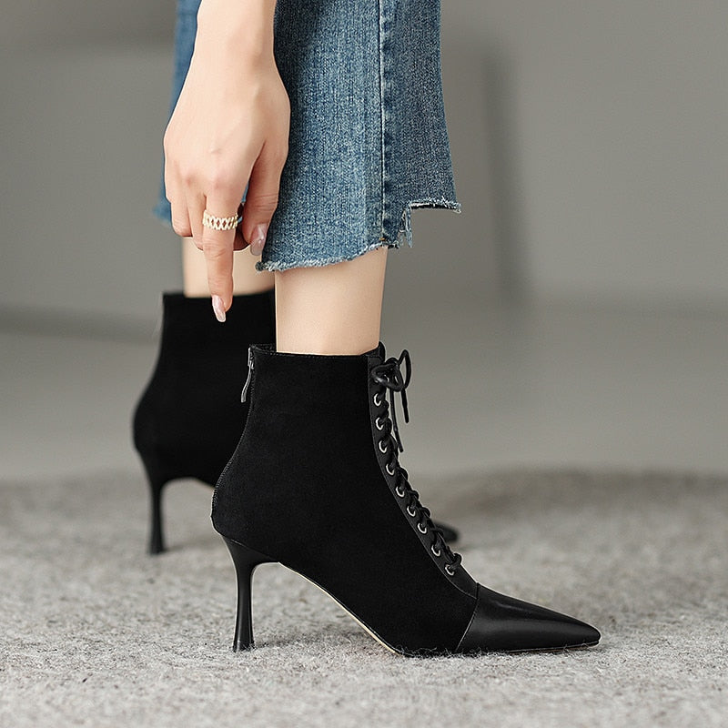 Cross-Tied Leather Ankle Boots eprolo