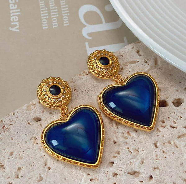 Medieval Blue Heart Earrings - Emete Store