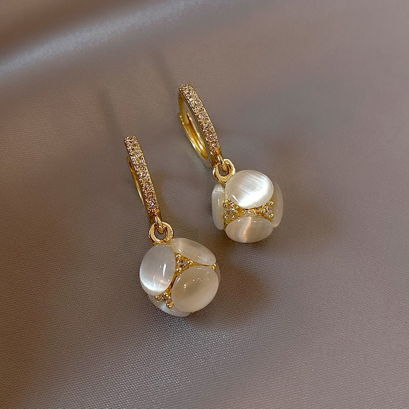 Light And Luxurious Opal Earrings - Emete Store