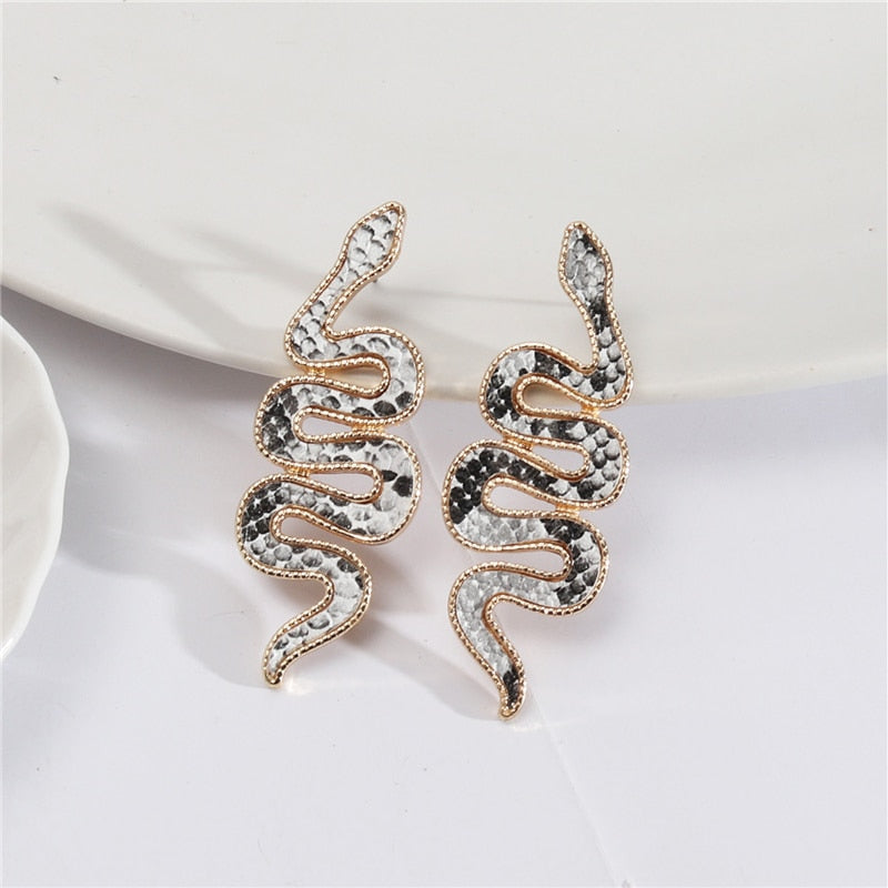 Snake Shaped Stud Earrings - Emete Store