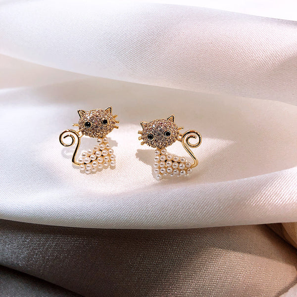 Cat Pearl Earrings - Emete Store